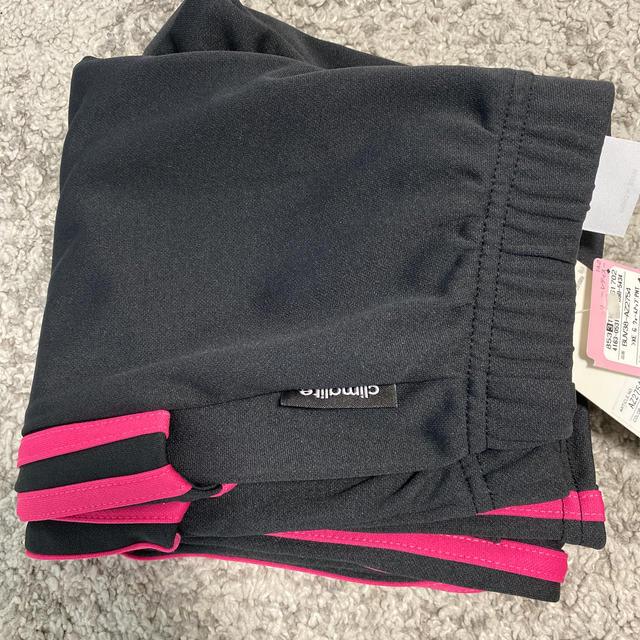 adidas(アディダス)のアディダス　スポーツパンツ　新品未使用 キッズ/ベビー/マタニティのキッズ服女の子用(90cm~)(パンツ/スパッツ)の商品写真