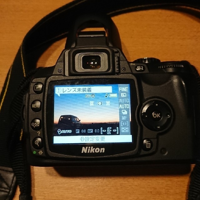 Nikon(ニコン)のNikon D40 ジャンク品 スマホ/家電/カメラのカメラ(デジタル一眼)の商品写真