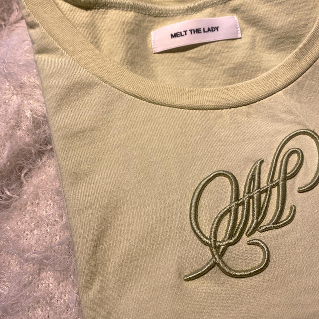 melt the lady ”M”crew sweat beige