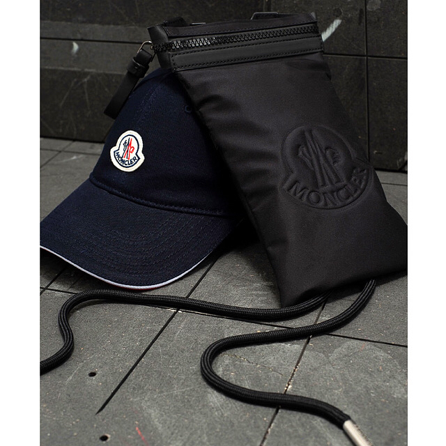 MONCLER - モンクレール MONCLER PHONE CASE ネック ウォレット バッグ