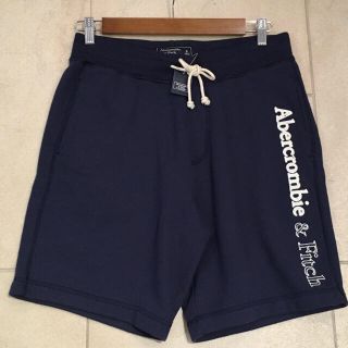 アバクロンビーアンドフィッチ(Abercrombie&Fitch)のAbercrombie&Fitch アバクロアップリケロゴショートパンツS新品送(ショートパンツ)