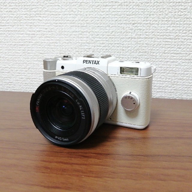 カメラPentax Q(ホワイト)　02ズームレンズセット