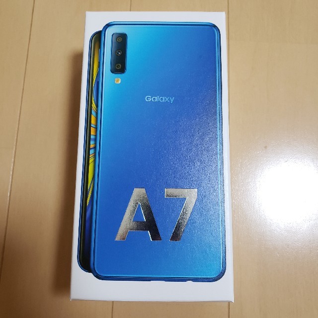 Galaxy(ギャラクシー)のSIMフリー Galaxy A7 64GB ブルー 楽天 スマホ/家電/カメラのスマートフォン/携帯電話(スマートフォン本体)の商品写真