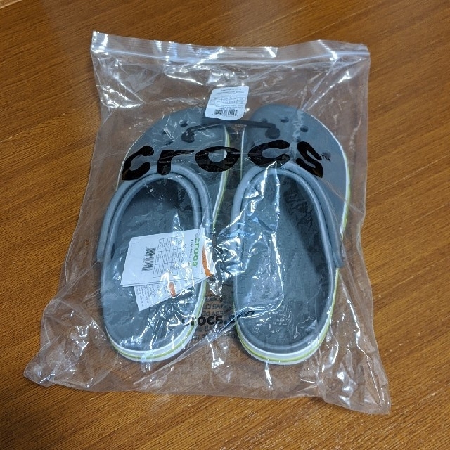 crocs(クロックス)のクロックス バヤバンド Charcoal / Volt Green 27cm メンズの靴/シューズ(サンダル)の商品写真