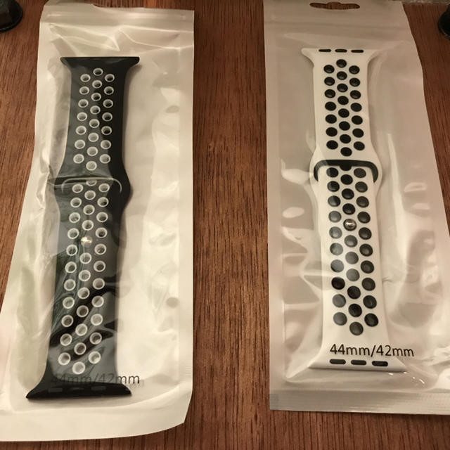 Apple Watch(アップルウォッチ)のアップルウォッチ　Apple Watch 42mm/44mm スポーツバンド メンズの時計(腕時計(デジタル))の商品写真