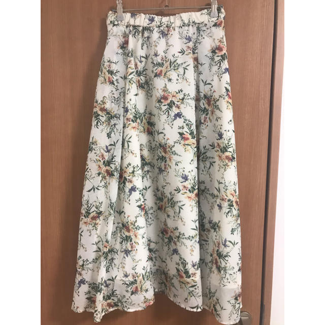 Techichi(テチチ)のテチチ　花柄スカート  レディースのスカート(ひざ丈スカート)の商品写真