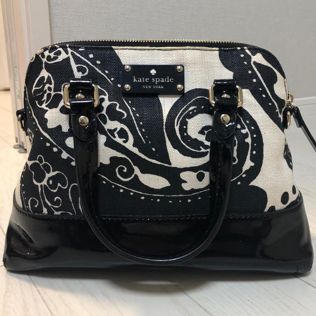 kate spade new york(ケイトスペードニューヨーク)のケイトスペード★ハンドバッグ★ショルダー付 レディースのバッグ(ショルダーバッグ)の商品写真