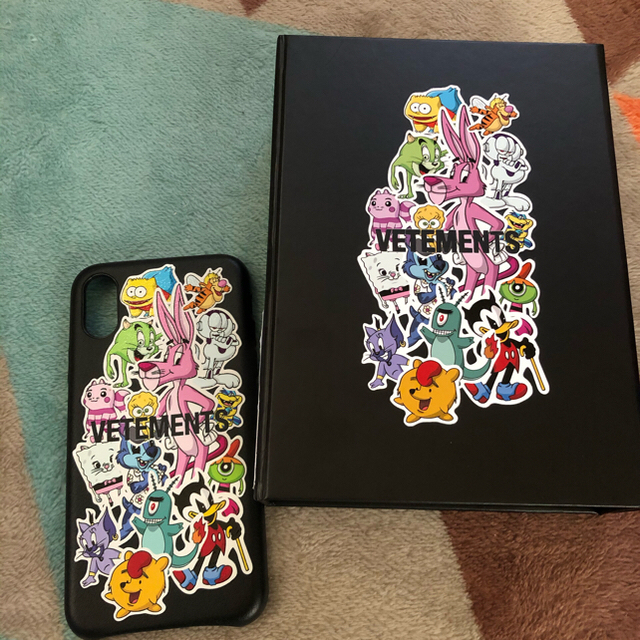 VETEMENTS iPhoneXS レザーケーススマホアクセサリー