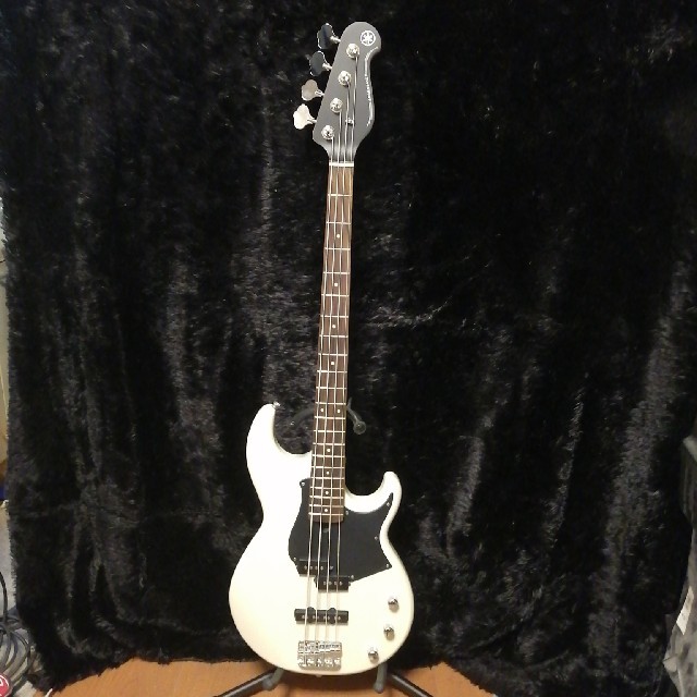 ヤマハ(ヤマハ)のYAMAHA Bass Guiter 楽器のベース(エレキベース)の商品写真