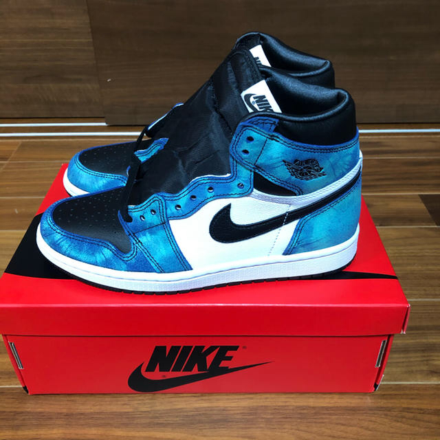 NIKE(ナイキ)の24cm NIKE  AIR JORDAN 1 Tie-Dye AJ1 レディースの靴/シューズ(スニーカー)の商品写真