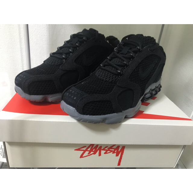 NIKE(ナイキ)のstussy nike zoom spiridon cage 2 24.5 メンズの靴/シューズ(スニーカー)の商品写真