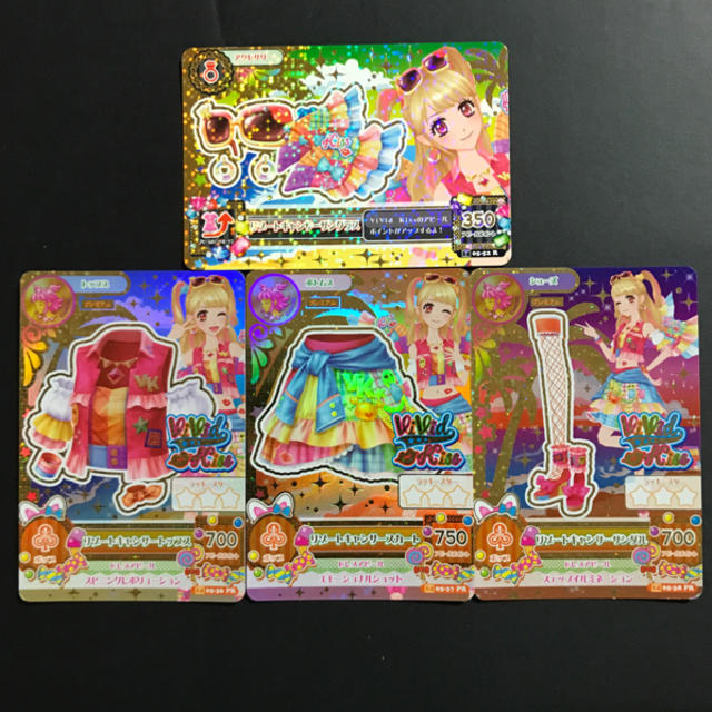 アイカツ!(アイカツ)のアイカツカード 4枚セット 夏樹みくる エンタメ/ホビーのアニメグッズ(カード)の商品写真