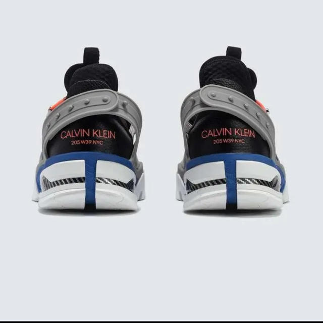 CALVIN KLEIN 205W39NYC Carlos 10 CALVIN KLEIN 205W39NYC Carlos 10