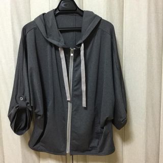 シャルレ(パーカー)のフリマアイテム一覧 シャルレ(パーカー)のフリマアイテム一覧