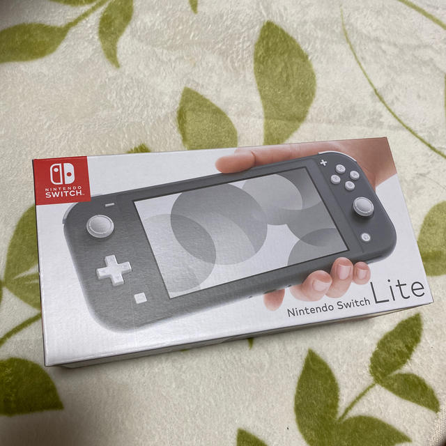 Nintendo Switch(ニンテンドースイッチ)のNintendo Switch Liteグレー　新品 エンタメ/ホビーのゲームソフト/ゲーム機本体(家庭用ゲーム機本体)の商品写真