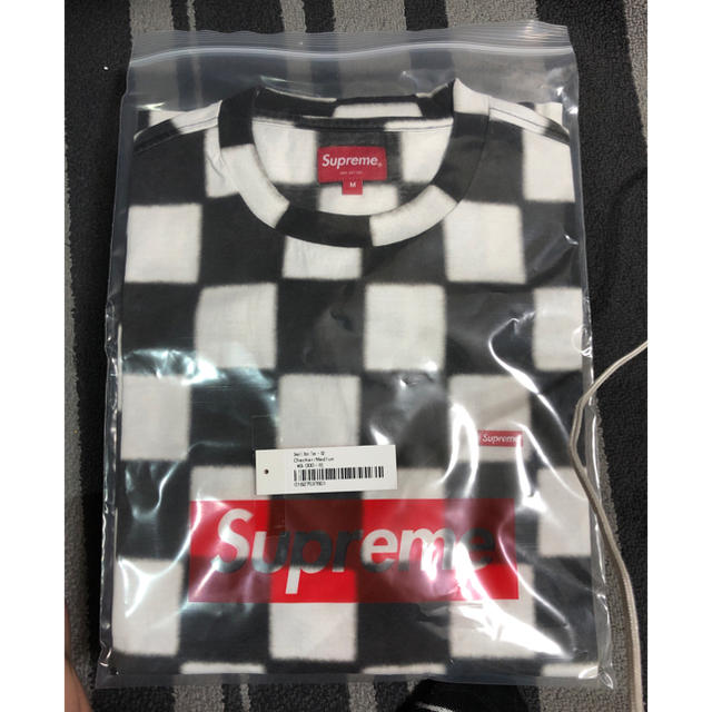 supreme small box tee