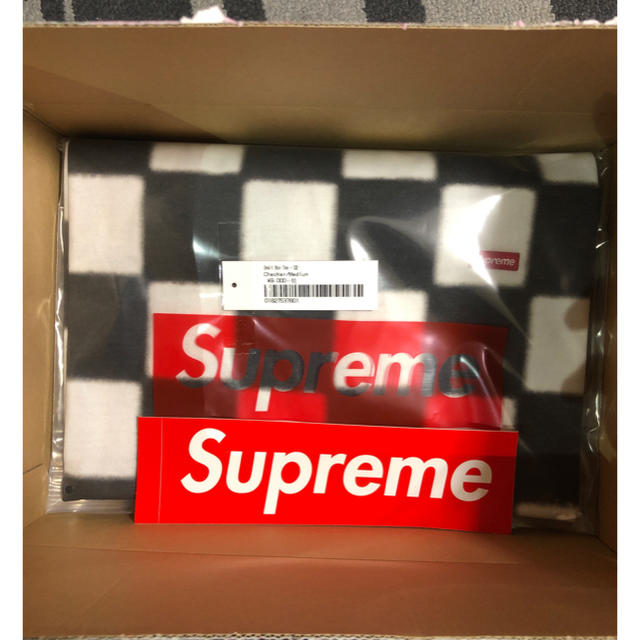 supreme small box tee