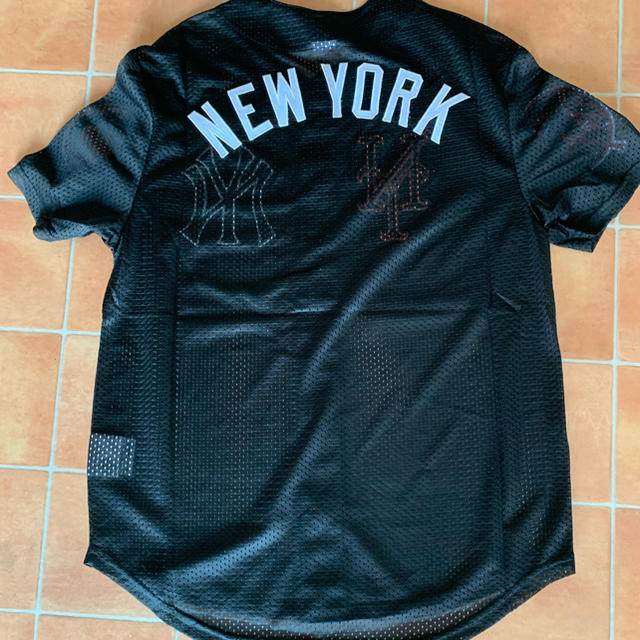 Majestic(マジェスティック)のMajestic Yankees×Metsベースボールシャツ メンズのトップス(シャツ)の商品写真