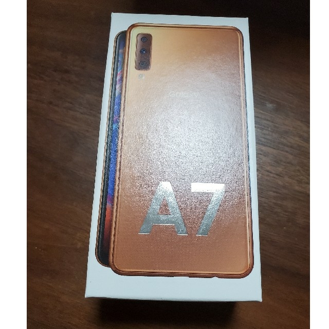 Galaxy A7   ゴールド