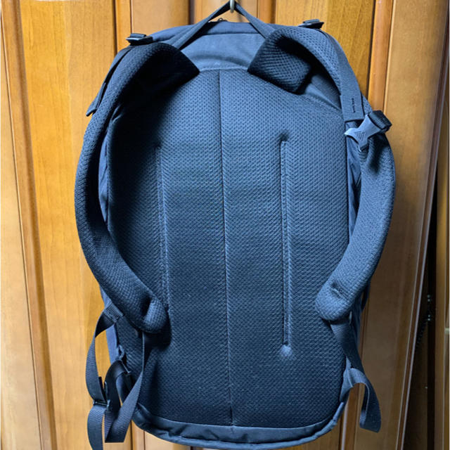 Gregory(グレゴリー)のグレゴリー バッグパック Border35L  ブラック中古です。 メンズのバッグ(バッグパック/リュック)の商品写真