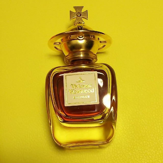 Vivienne Westwood(ヴィヴィアンウエストウッド)の箱付 50ml Vivienne Westwood 香水 【BUDOIR】 コスメ/美容の香水(香水(女性用))の商品写真