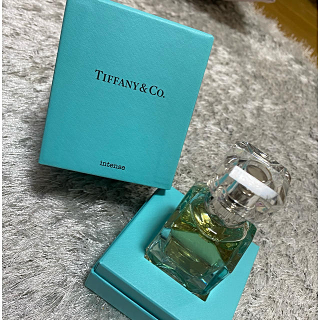 Tiffany & Co.(ティファニー)のTiffany&Co intense 香水　30ml コスメ/美容の香水(香水(女性用))の商品写真