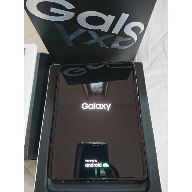 au Galaxy　Fold SCV44５１２GB SIMロック解除済み