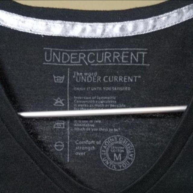 UNDERCURRENT(アンダーカレント)の★美品！UNDERCURRENT アンダーカレント・VネックTシャツ★ メンズのトップス(Tシャツ/カットソー(半袖/袖なし))の商品写真