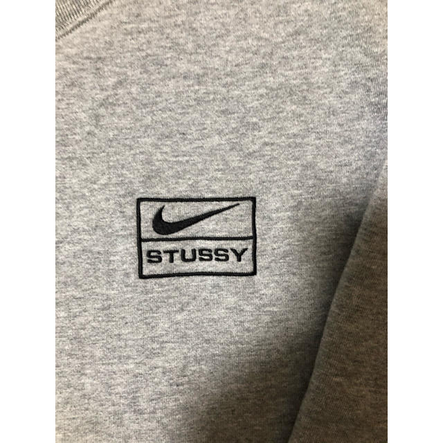 STUSSY(ステューシー)のstussy nike クルーネック トレーナー L レディースのトップス(トレーナー/スウェット)の商品写真