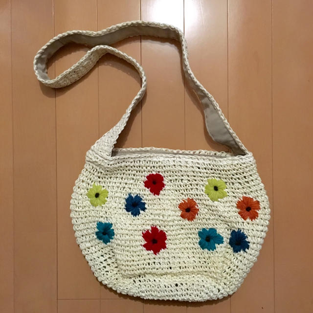 SM2(サマンサモスモス)のエヘカソポ 花刺繍 ショルダーバッグ レディースのバッグ(ショルダーバッグ)の商品写真