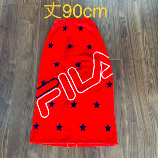 FILA(フィラ)のフィラ　FILA ラップタオル　丈90cm ふわもこ スポーツ/アウトドアのスポーツ/アウトドア その他(マリン/スイミング)の商品写真