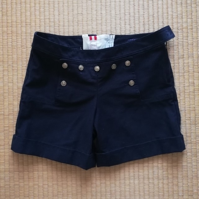 TOMMY HILFIGER(トミーヒルフィガー)のTOMMY HILFIGER　ショートパンツ　Mサイズ レディースのパンツ(ショートパンツ)の商品写真