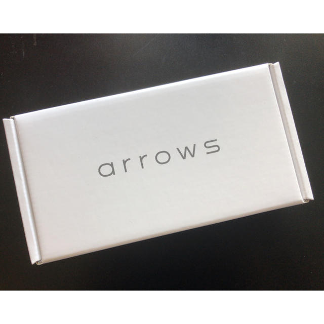 【新品未開封/送料無料】 arrows M05 ブラックSIMフリー