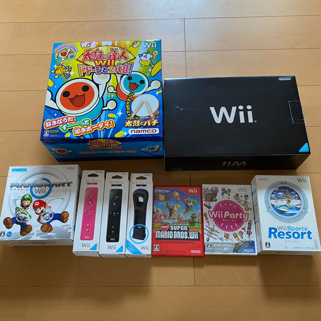 ゲームソフトゲーム機本体Nintendo Wii 本体 RVL-S-KJ