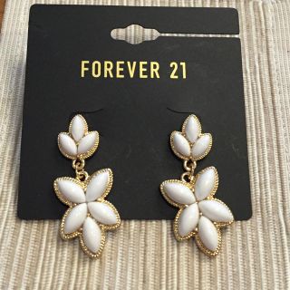 フォーエバートゥエンティーワン(FOREVER 21)の新品 ピアス♡(ピアス)