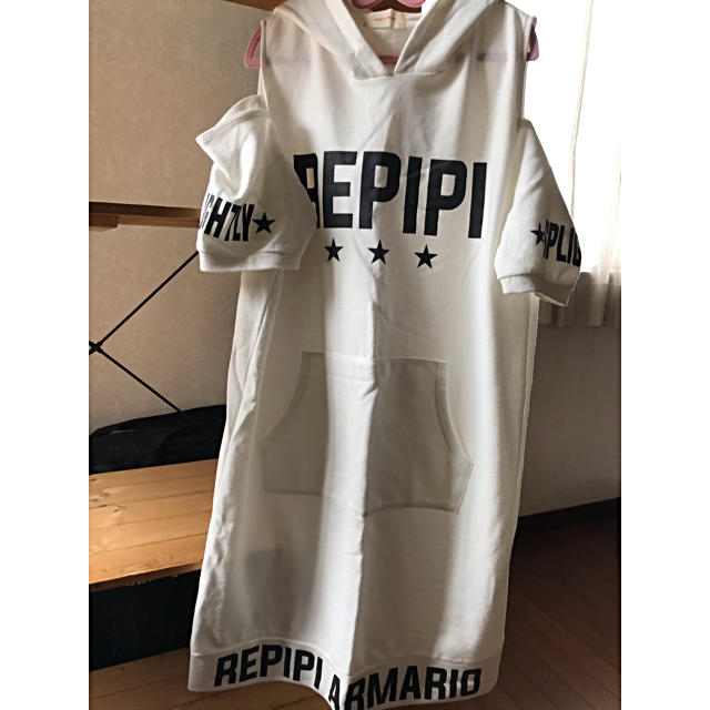 repipi armario(レピピアルマリオ)のレピピアルマリオ白ワンピース１６０サイズＭ キッズ/ベビー/マタニティのキッズ服女の子用(90cm~)(ワンピース)の商品写真