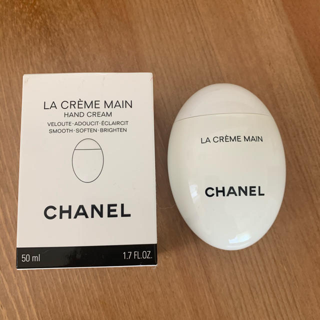 CHANEL ラクレームマン