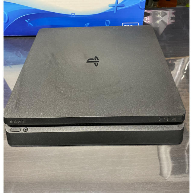 PlayStation4(プレイステーション4)の【J.mさま専用】PlayStation4 本体 CUH-2100AB01 エンタメ/ホビーのゲームソフト/ゲーム機本体(家庭用ゲーム機本体)の商品写真