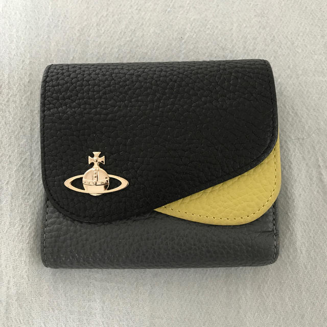 ファッション小物【美品】ダブルフラップ 二つ折り財布　Vivienne Westwood