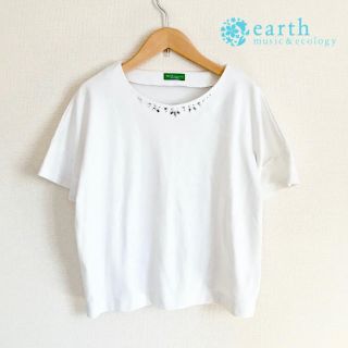 アースミュージックアンドエコロジー(earth music & ecology)の earth  music&ecology ビジュー襟カットソー(カットソー(半袖/袖なし))