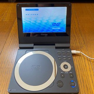 トウシバ(東芝)の東芝ポータブルDVDプレイヤー　SD-P73SR(DVDプレーヤー)