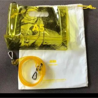 AKIRA アートオブウォール x nana-nana A5　YELLOW(ショルダーバッグ)