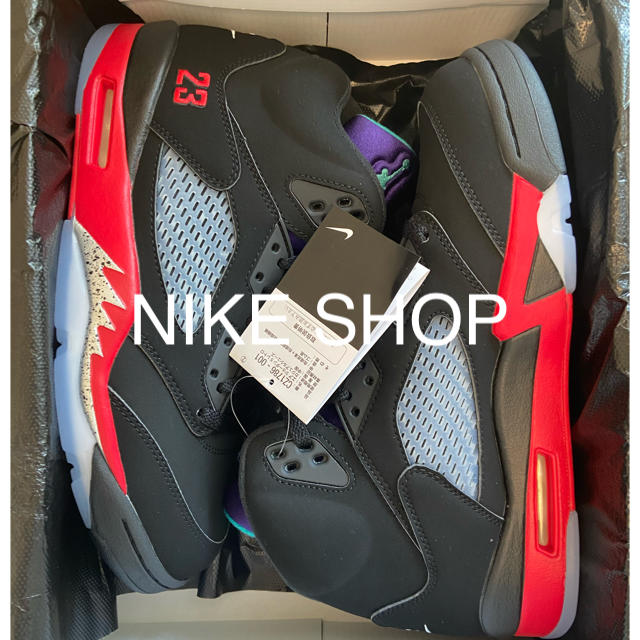 NIKE(ナイキ)の28㎝‼️送料込み‼️NIKE AIR JORDAN 5 RETRO TOP3 メンズの靴/シューズ(スニーカー)の商品写真