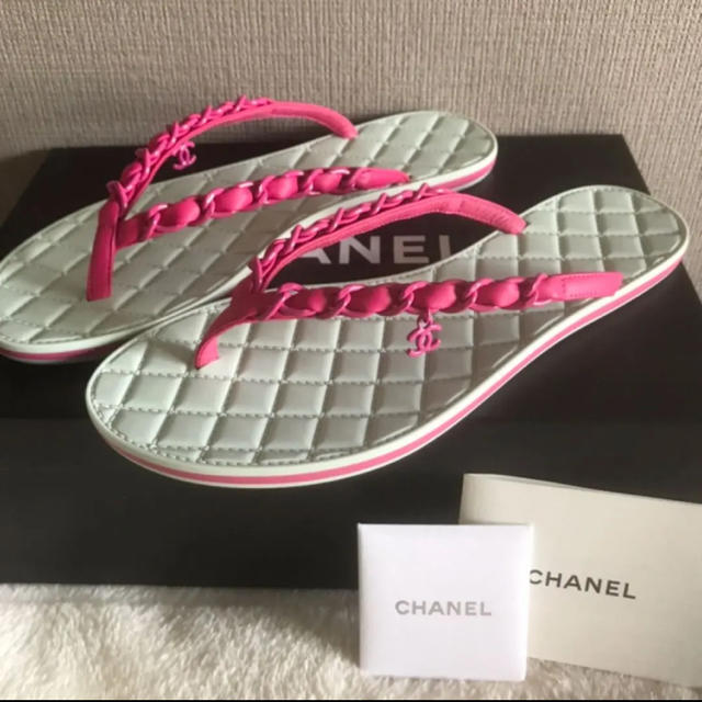 新品♡  CHANEL  CCチャーム付  サンダル  36サンダル