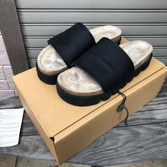 Hender  Scheme かまぼこサンダルメンズ