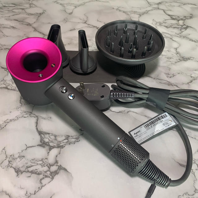 Dyson - ダイソン dyson HD01 ヘアドライヤー ブルーの+spbgp44.ru