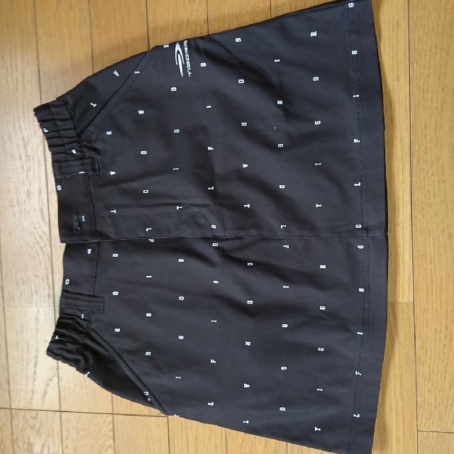 TIGORA(ティゴラ)のゴルフスカート レディースのスカート(ミニスカート)の商品写真