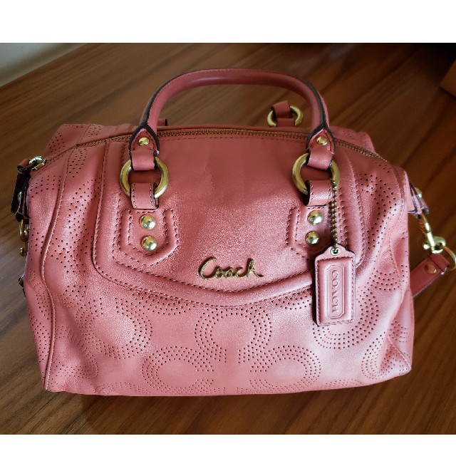 COACH(コーチ)のたまよさん専用 レディースのバッグ(ハンドバッグ)の商品写真