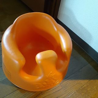 バンボ(Bumbo)のバンボ　オレンジ　送料込み(その他)