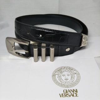 ジャンニヴェルサーチ(Gianni Versace)の新品・未使用品☆ヴェルサーチ・メンズベルト★銀色3連タイプ・クロコ柄型押し(ベルト)